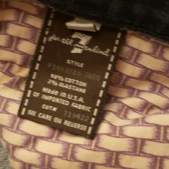 Capri Seven Jeans - Picture 3 of 4